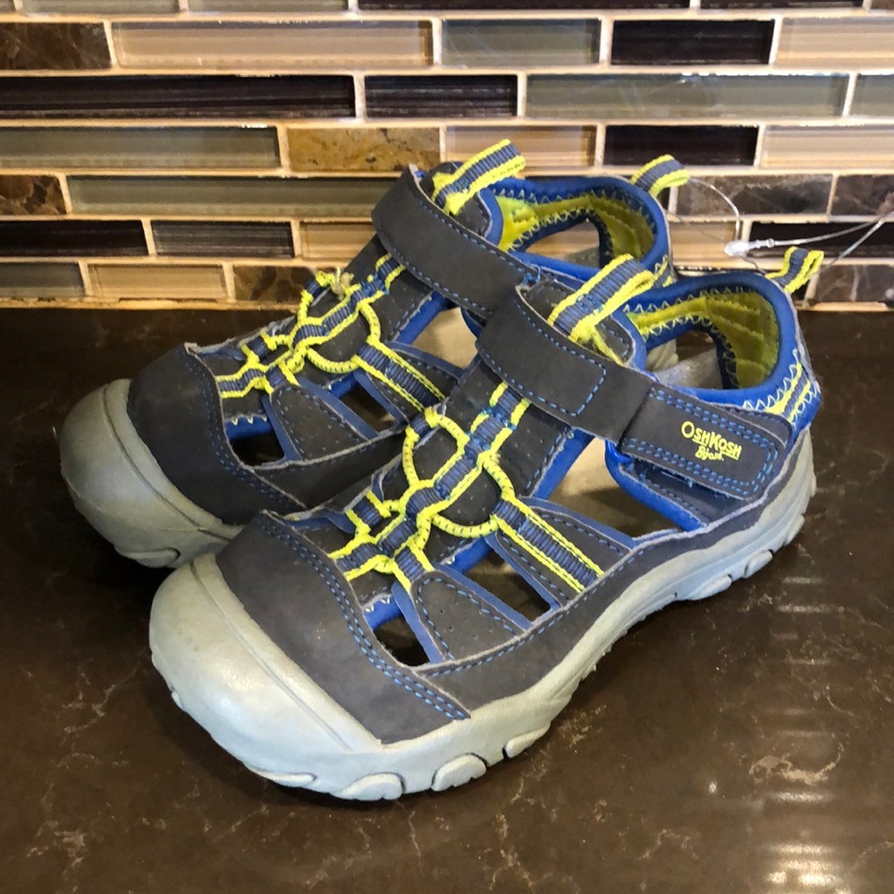 Osh Kosh kids toddler hiker sandals‎